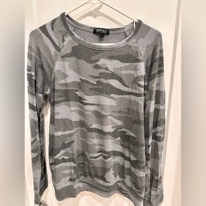 Buffalo camo sweatshirt, size S